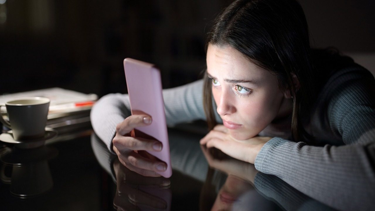 Why Social Media Can Intensify Feelings of Grief